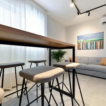 Maris Design Apartment